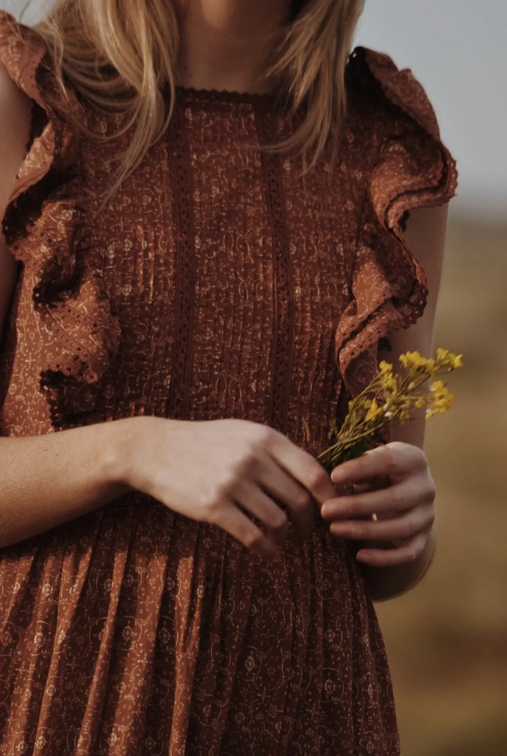 ARLINGTON DRESS ANTIQUE FLORAL RUST