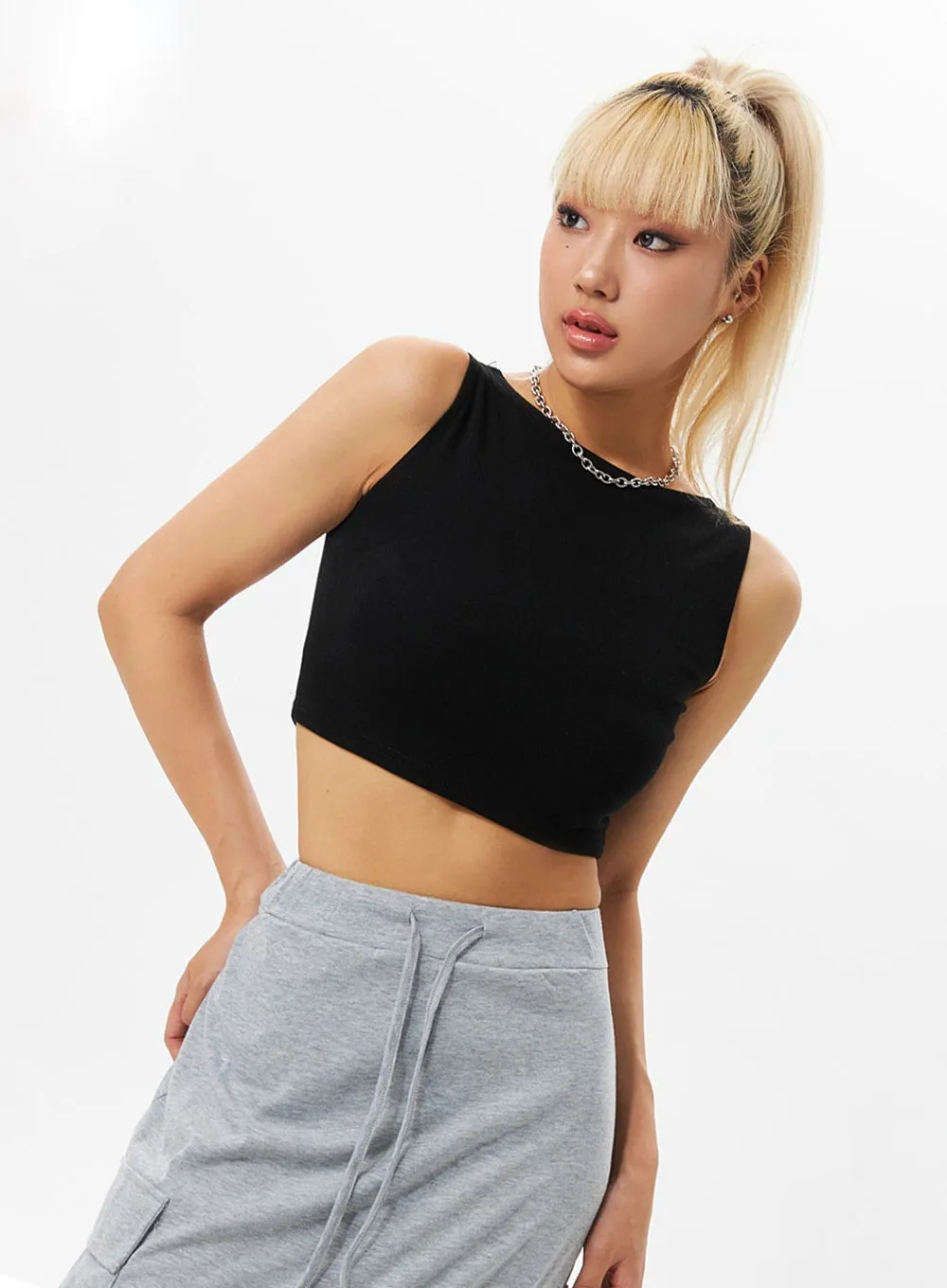 Basic Sleeveless Crop Top IO326