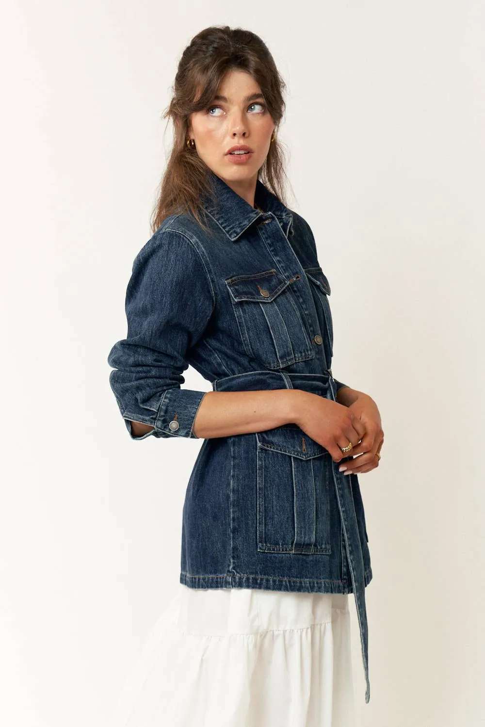 BELTED POCKET DETAIL BUTTON UP DENIM JACKET