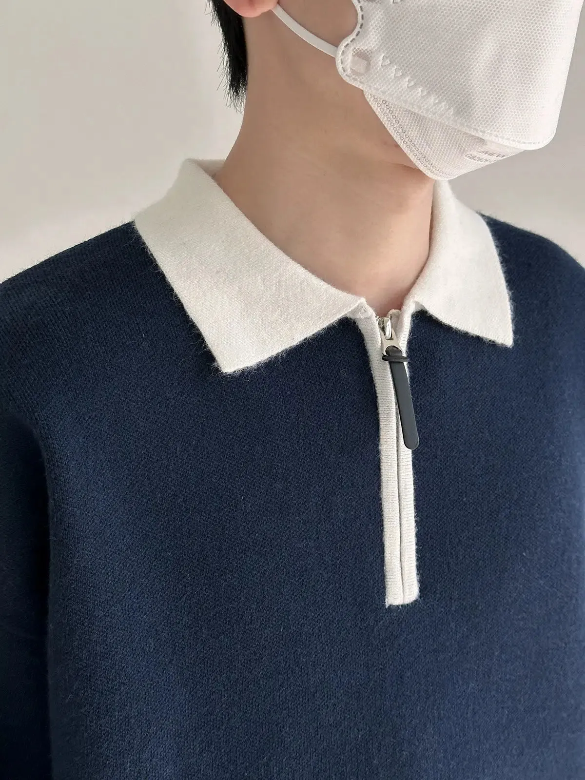 Contrast Color Zipper POLO Collar Sweater