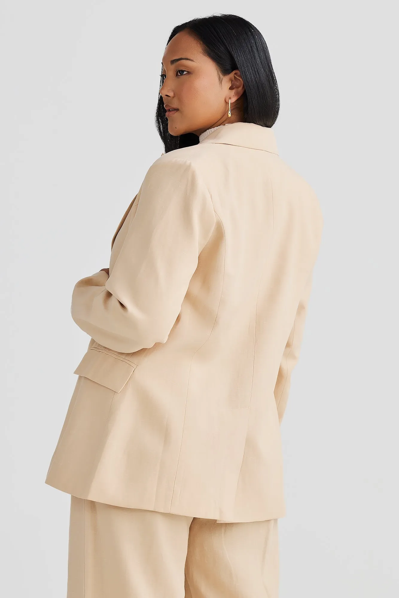 Core Linen Tailored Blazer - Macadamia