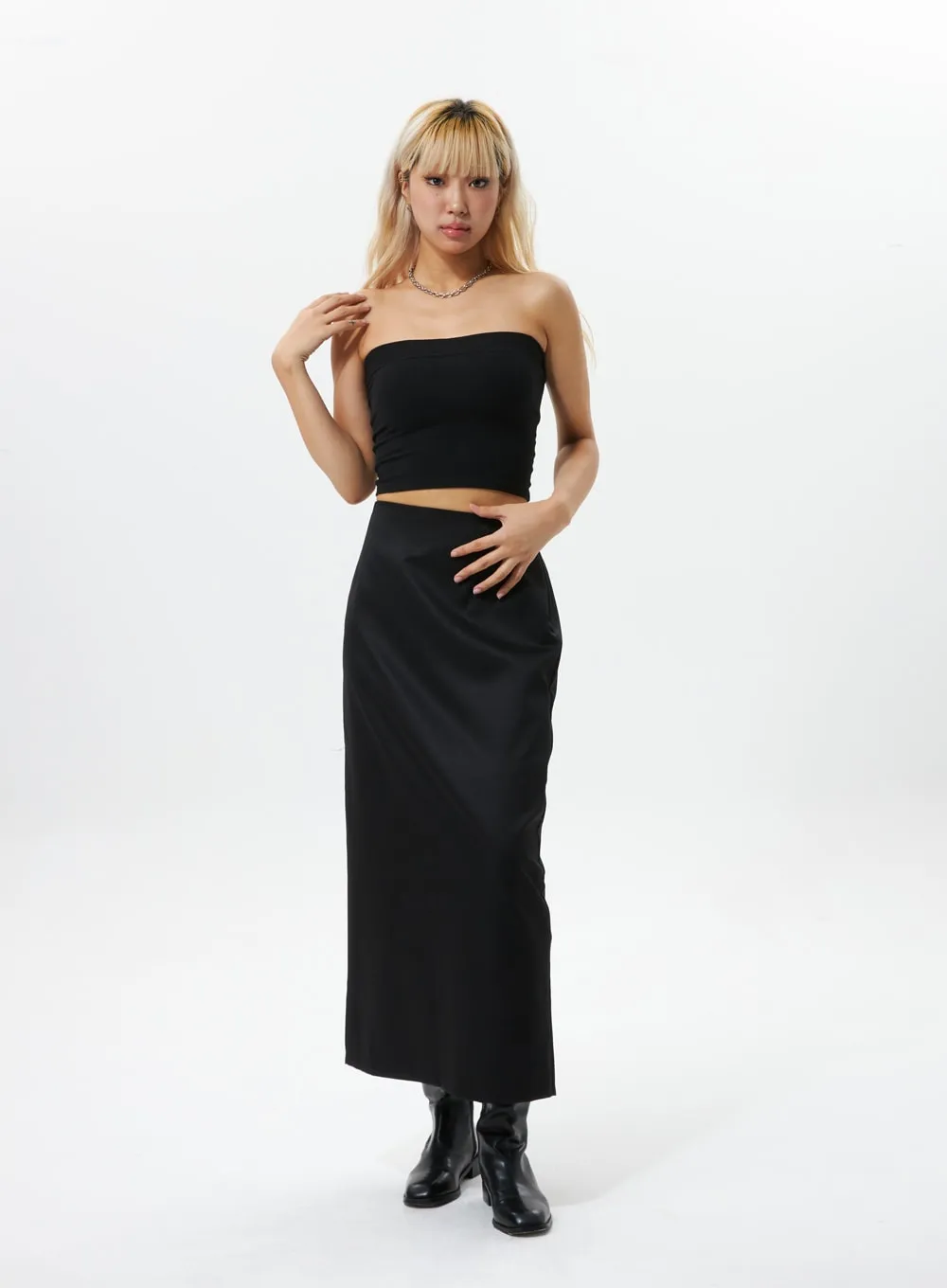 H-Line Maxi Skirt IS305