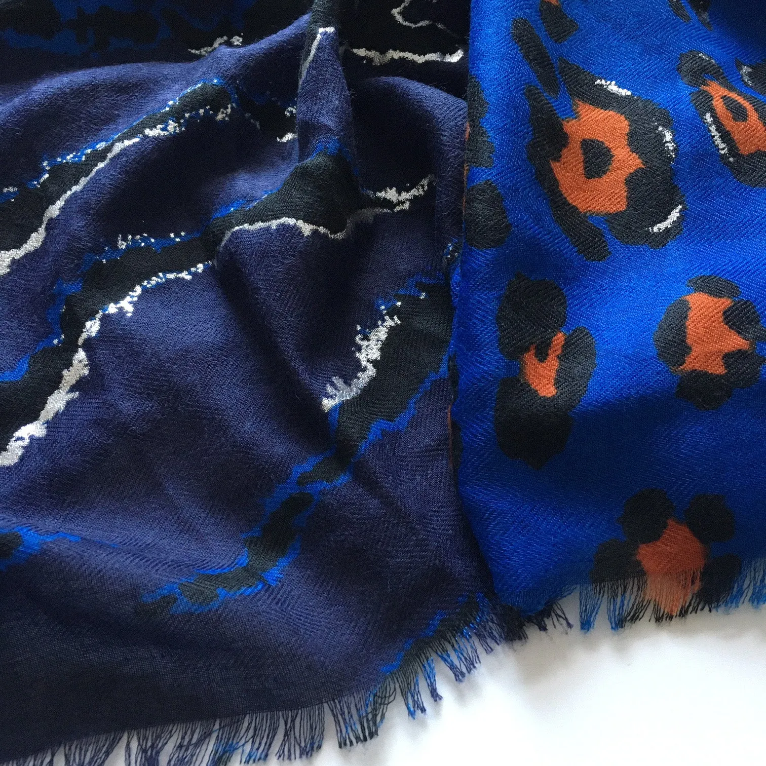 LARGE BLUE ZEBRA AND LEOPARD PRINT SHAWL SCARF