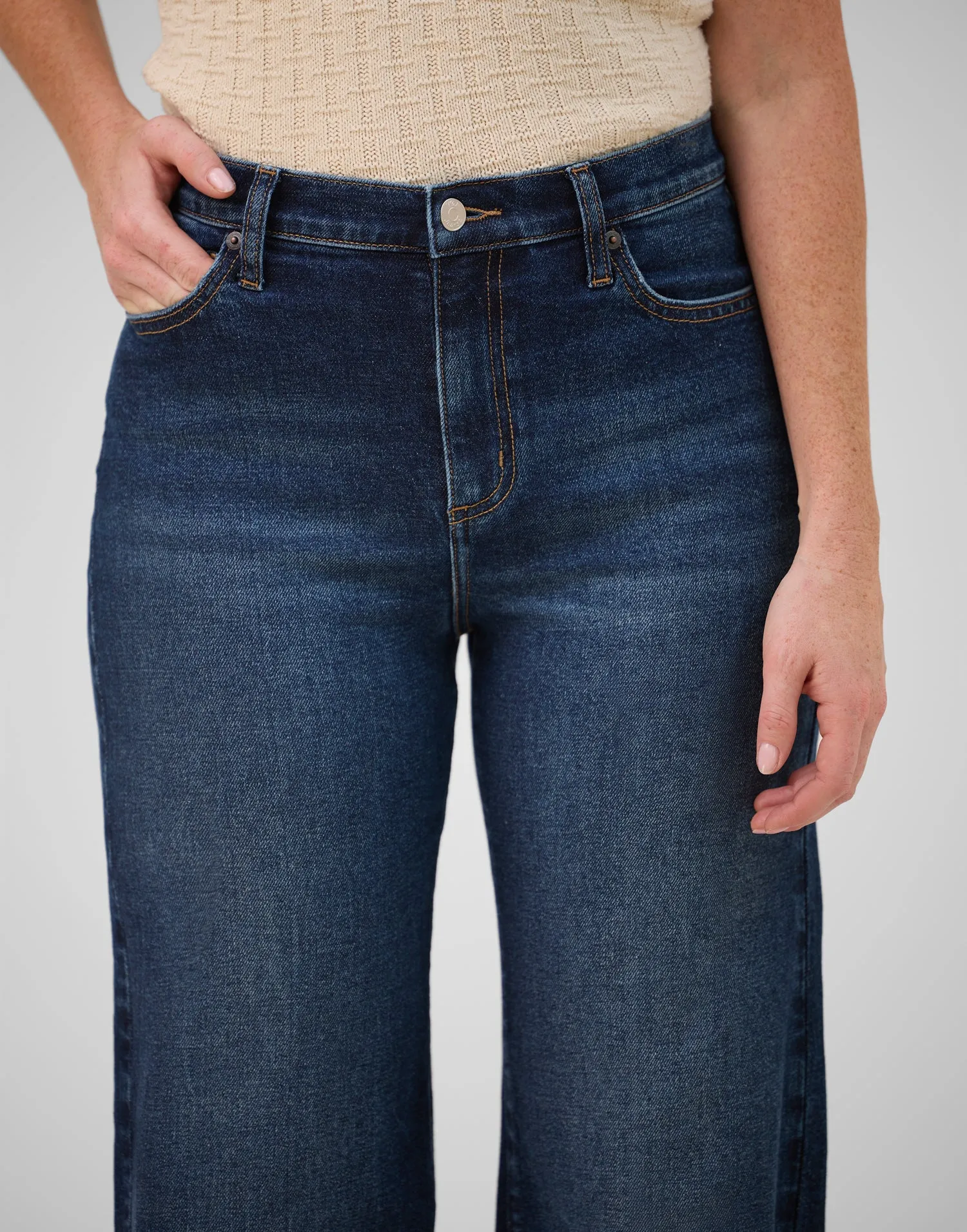 LILY WIDE LEG JEANS / LISBON