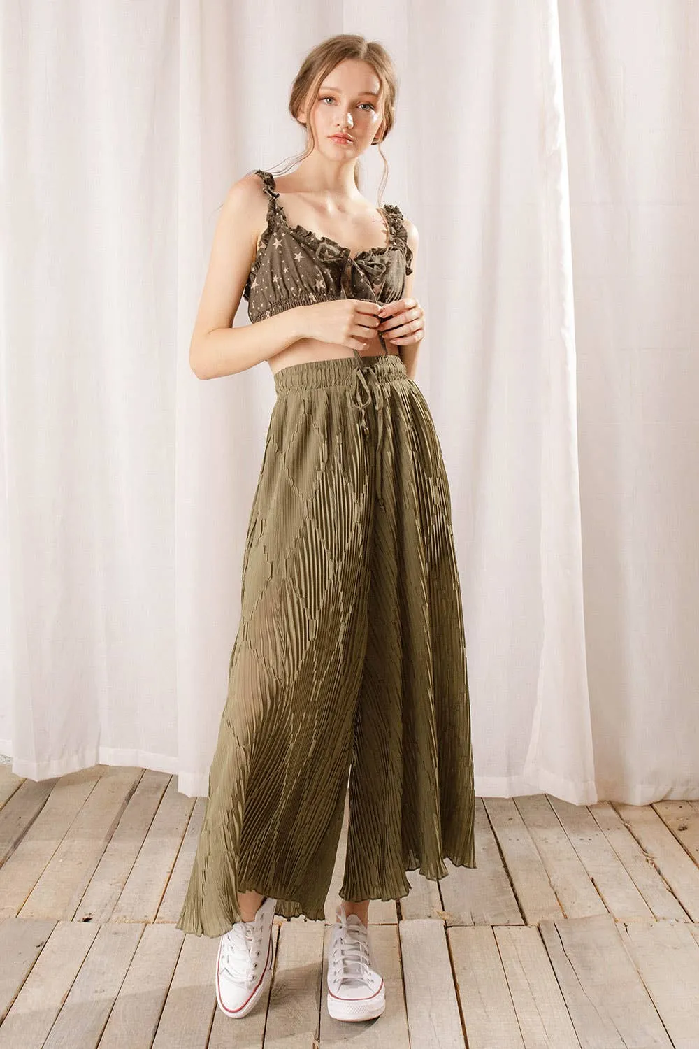 Olive Wide Leg Pants - Pleated Accordion Palazzo Pants