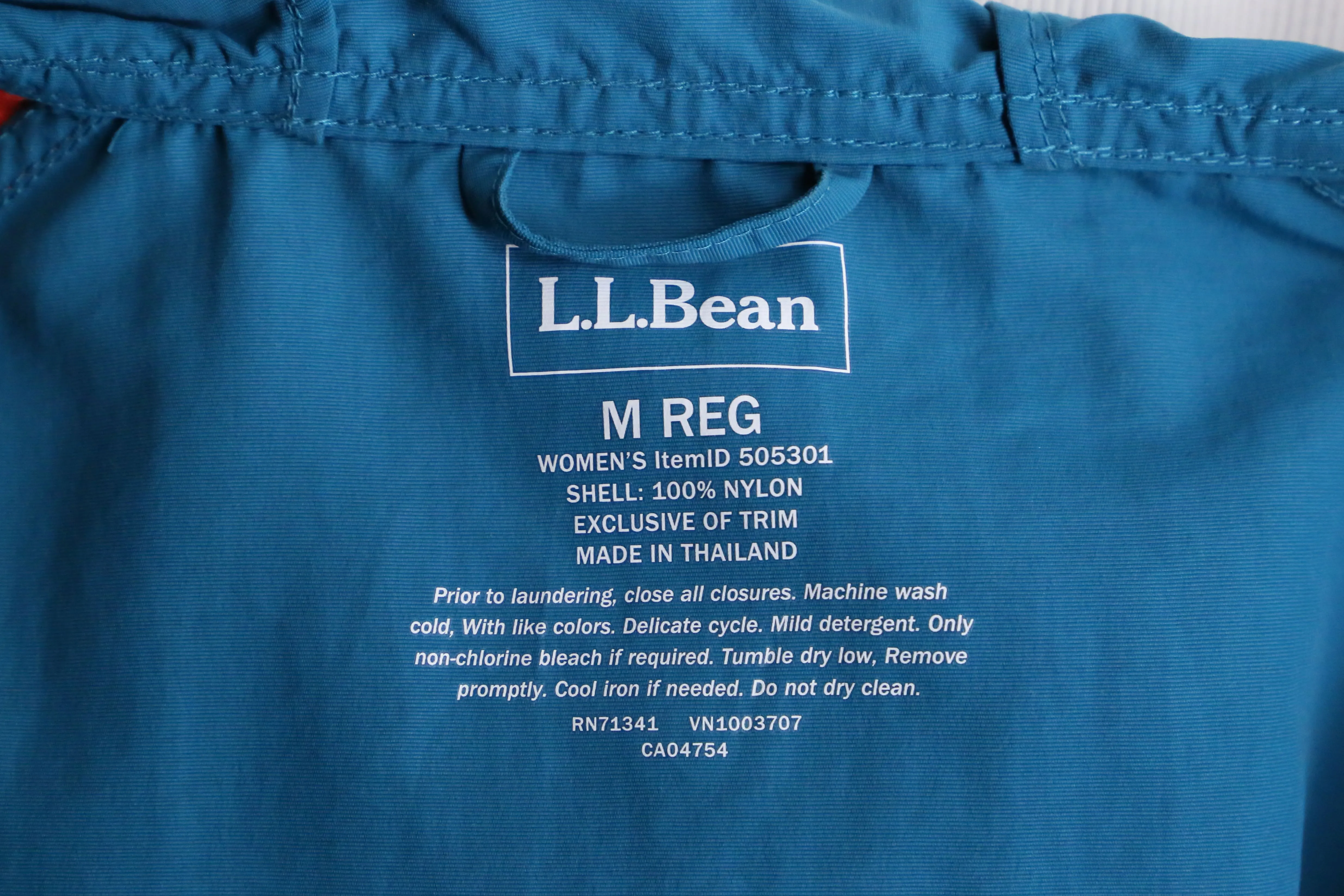 "L.L.Bean" multi color anorak parka