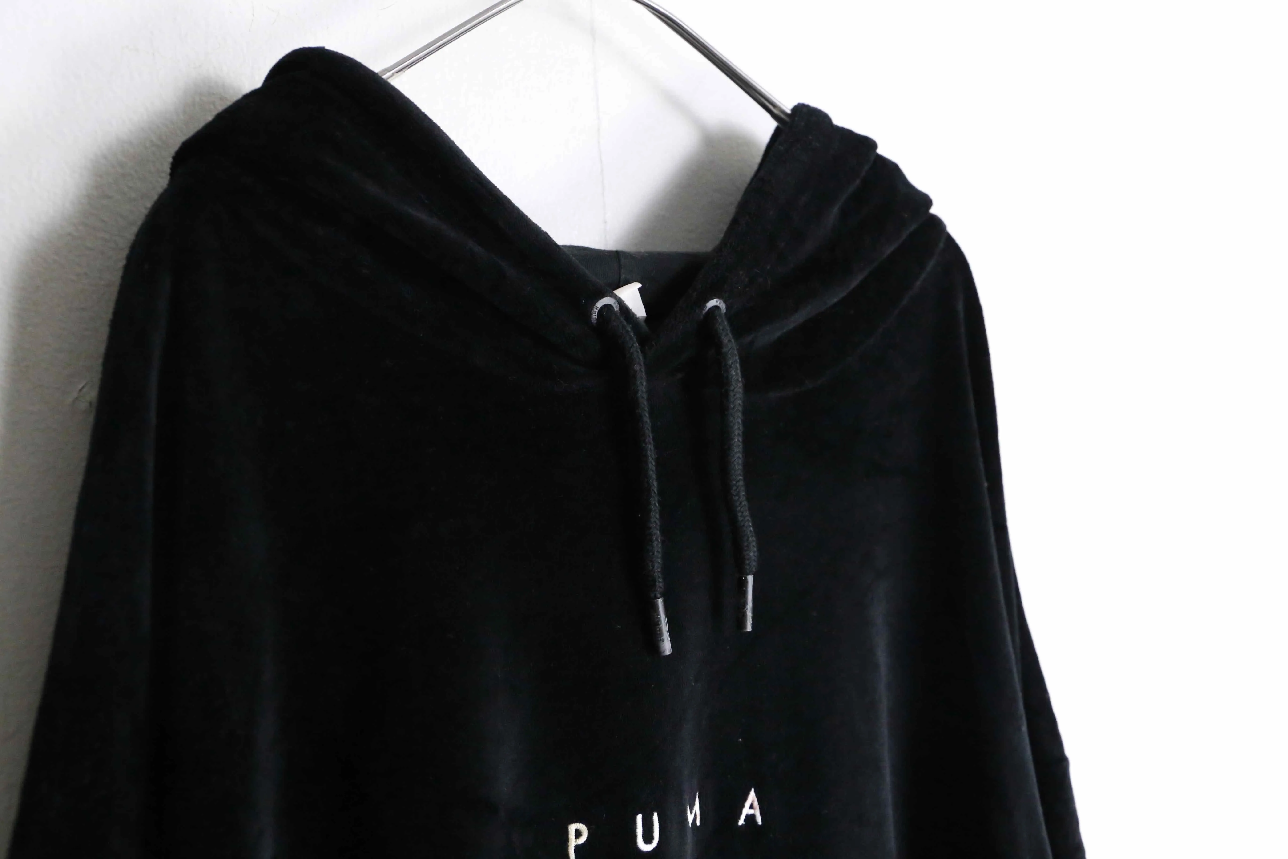 "PUMA" black velvet loose parka