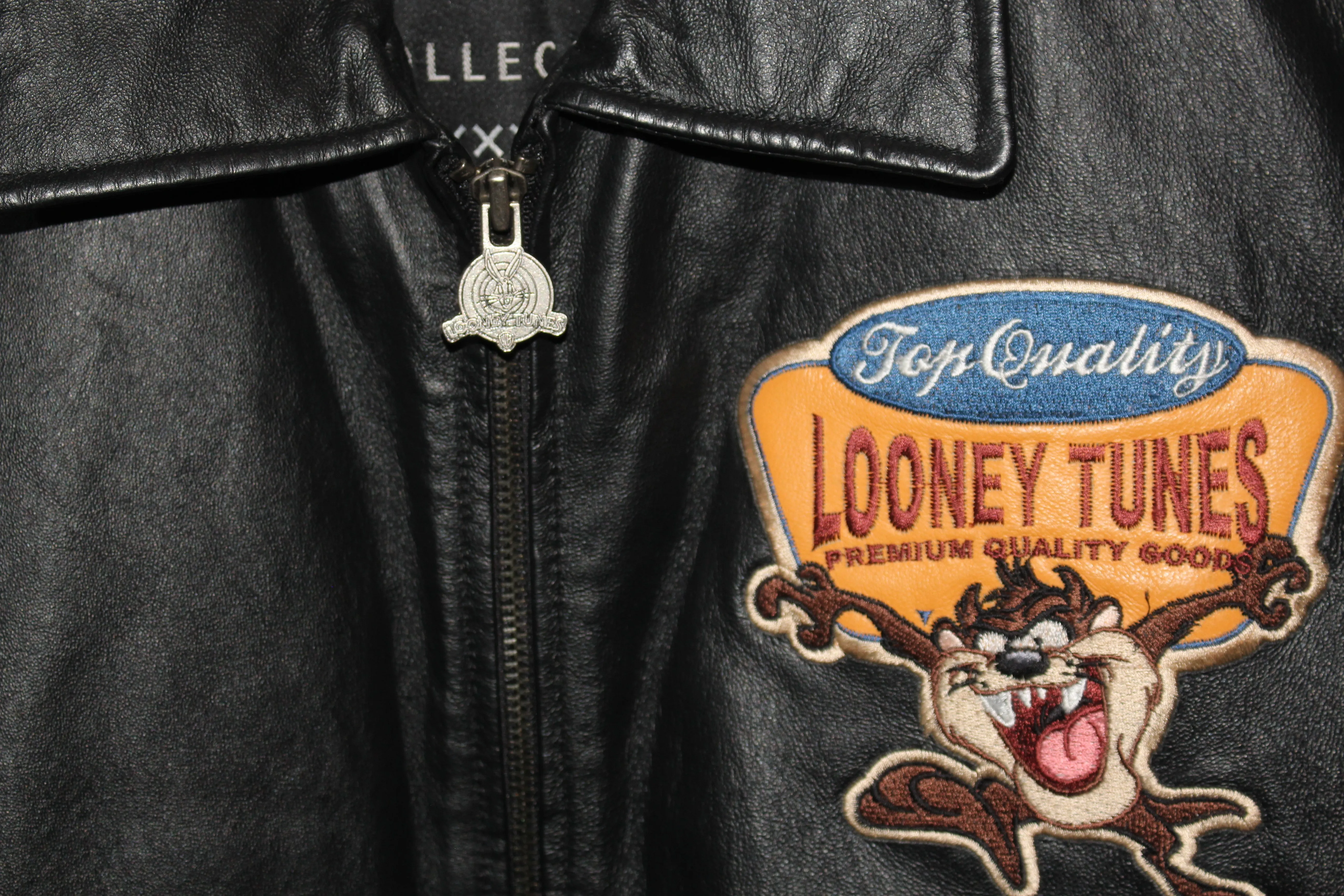 Rare 1998 Looney Tunes All Star Leather Jacket (XL)