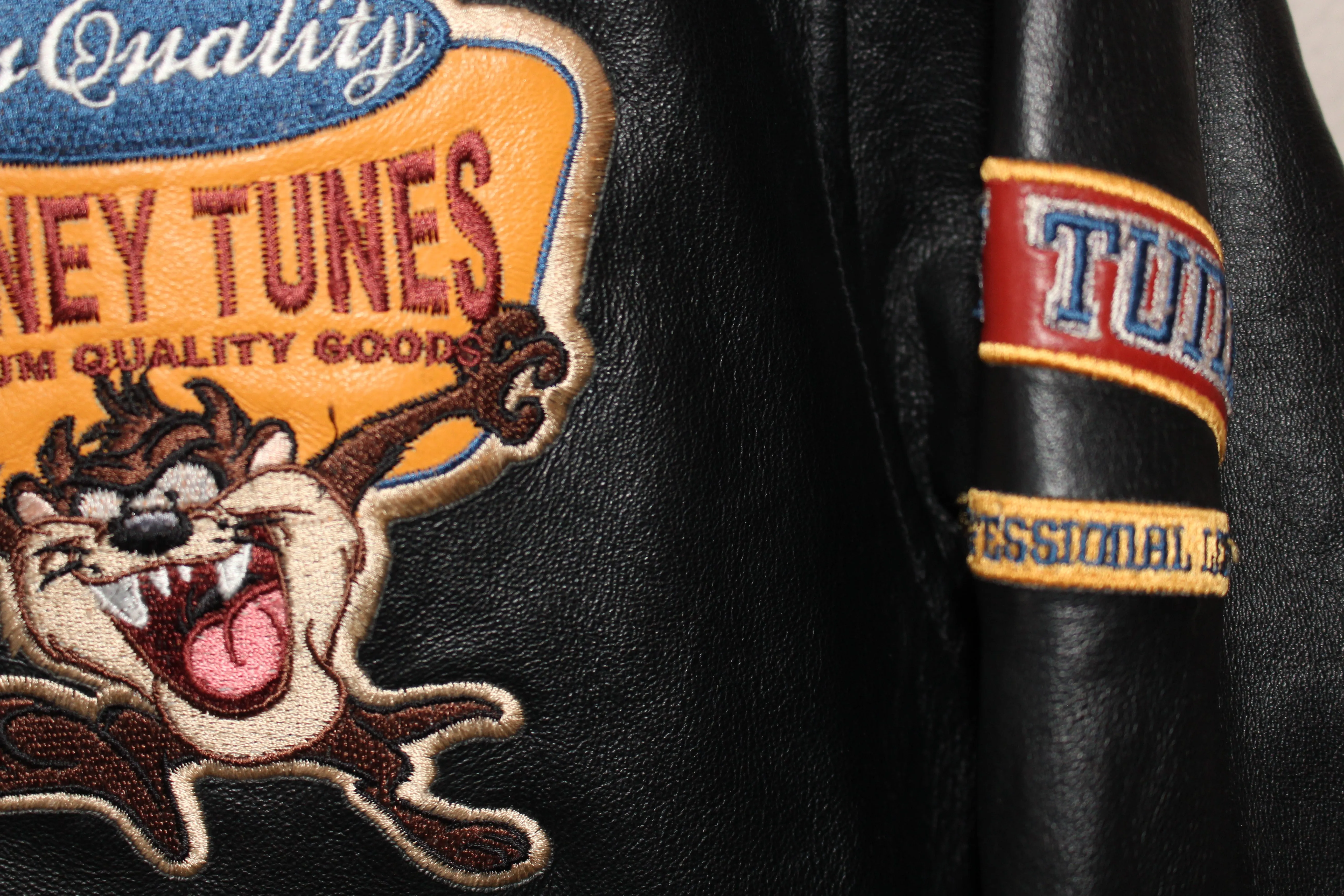 Rare 1998 Looney Tunes All Star Leather Jacket (XL)