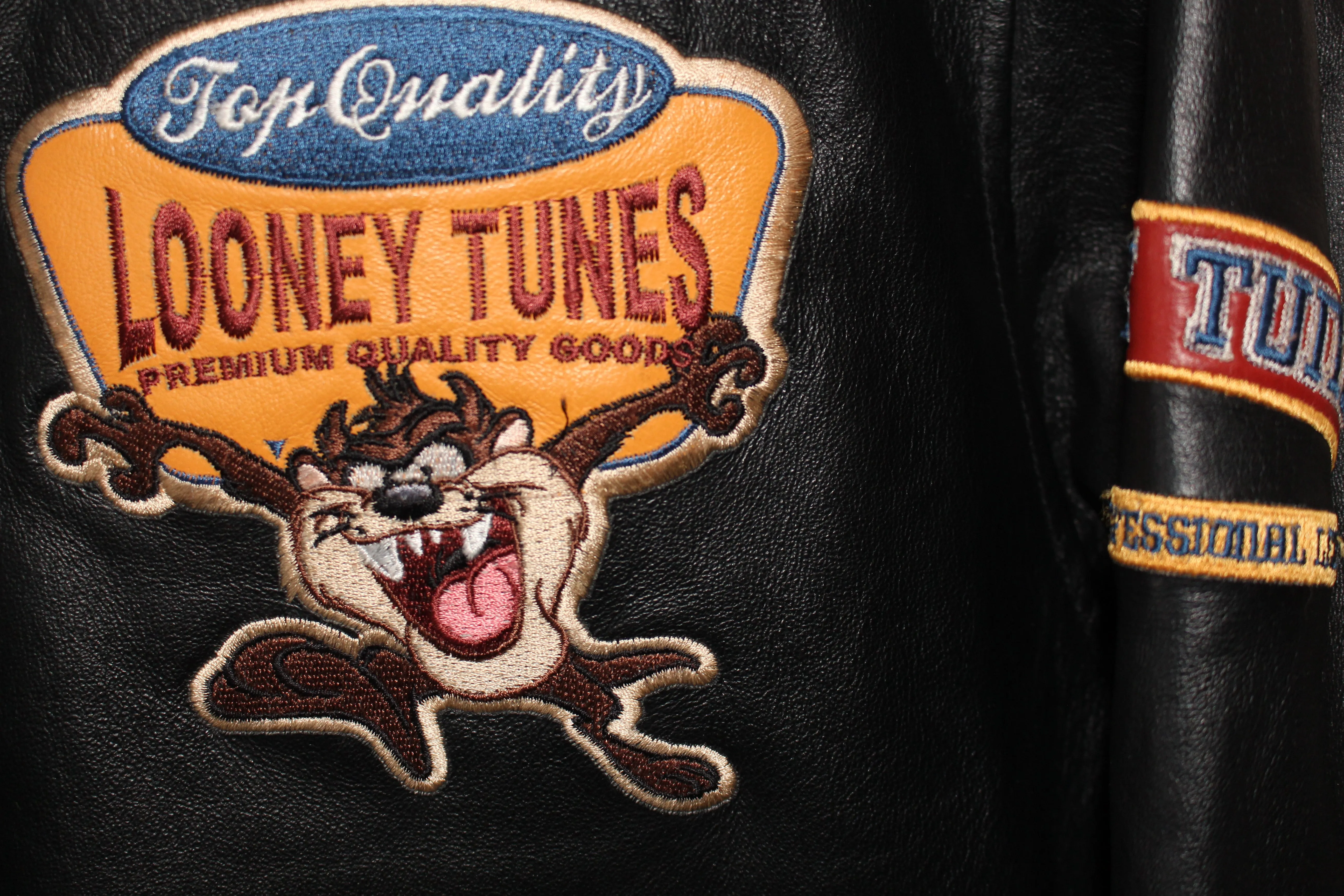 Rare 1998 Looney Tunes All Star Leather Jacket (XL)