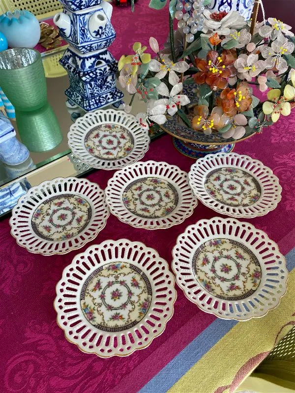 Set of 6 Antique Dresden pierced , reticulated Porcelain Plates