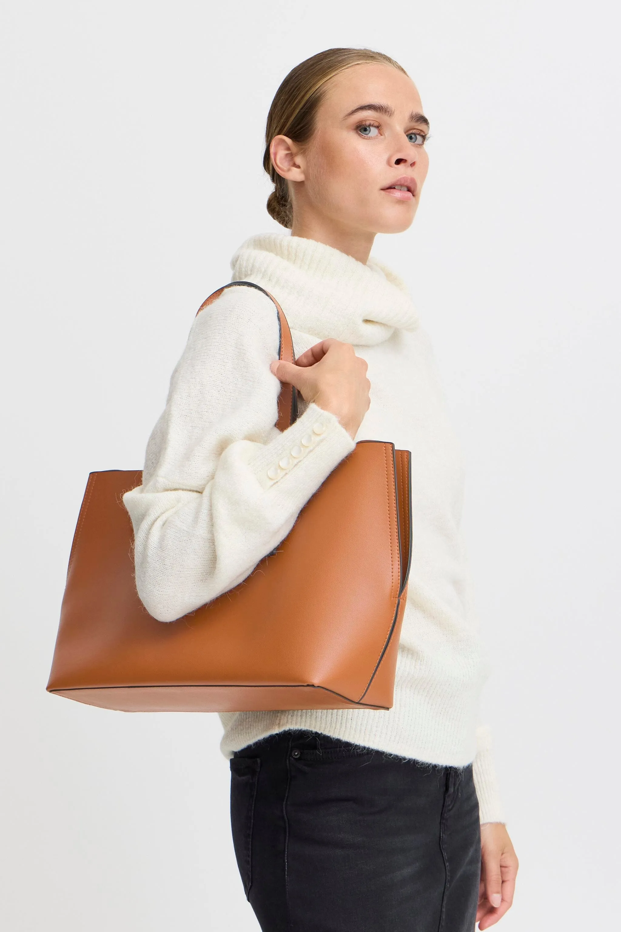 STRUCTURED COGNAC TOTE BAG