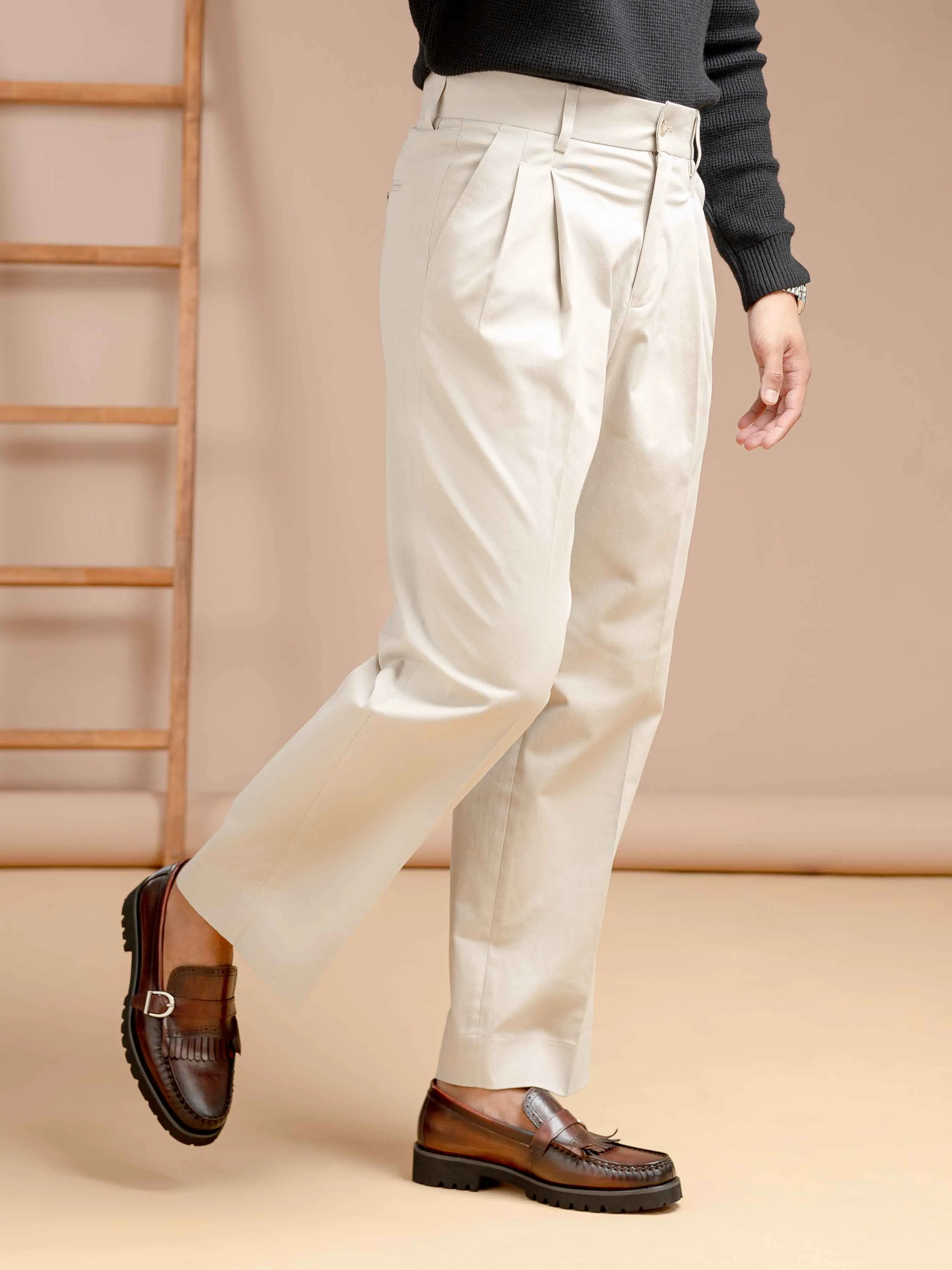 Venezia Pleated Trousers -Beige Apricot (Wide Fit)