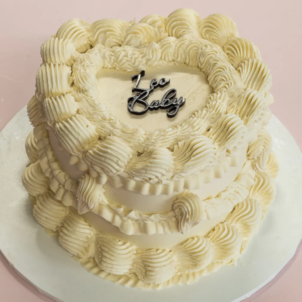 Vintage Retro Heart Cake.