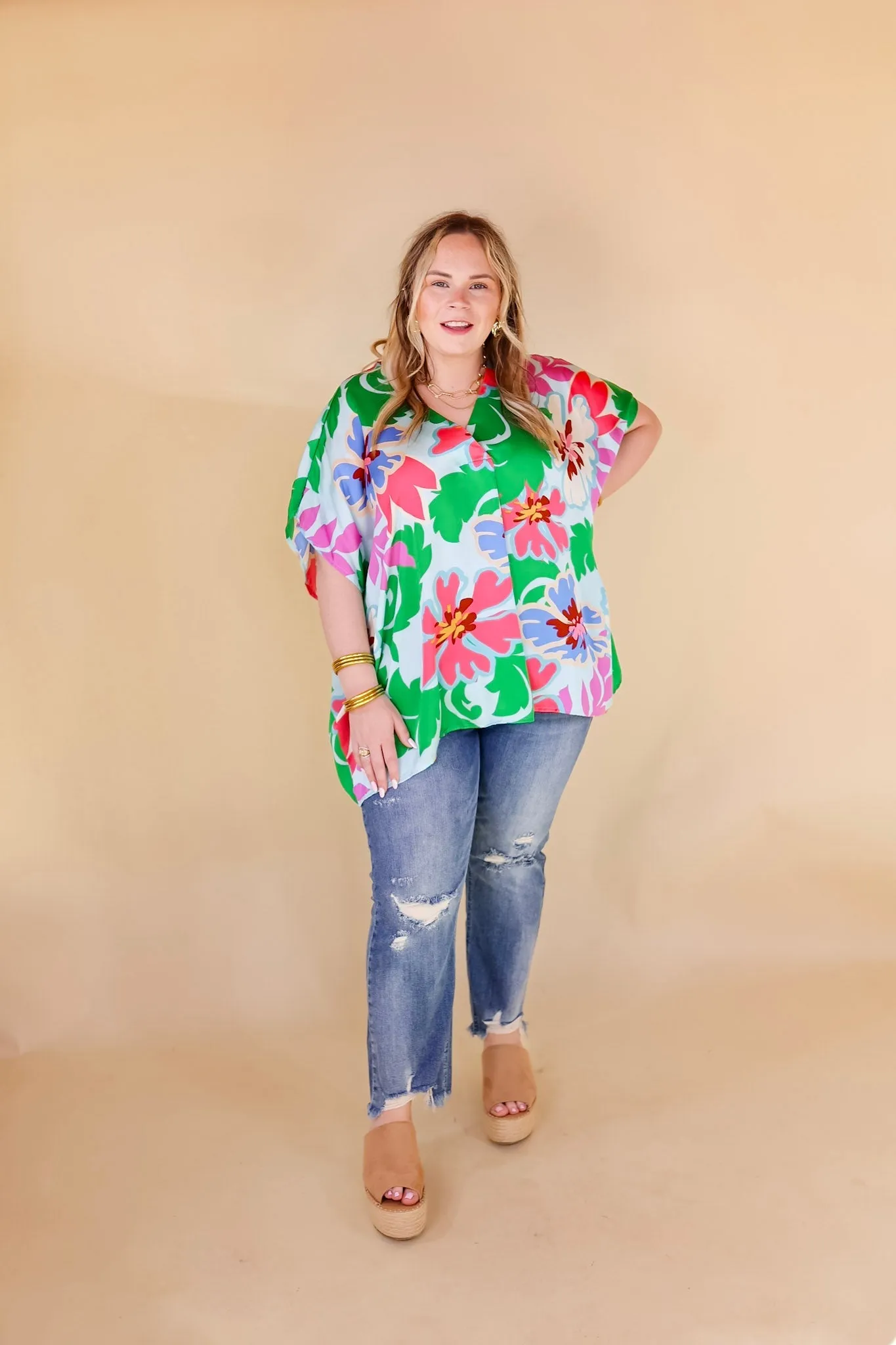 Weekend Out V Neck Placket Floral Short Sleeve Top in Light Blue Mix