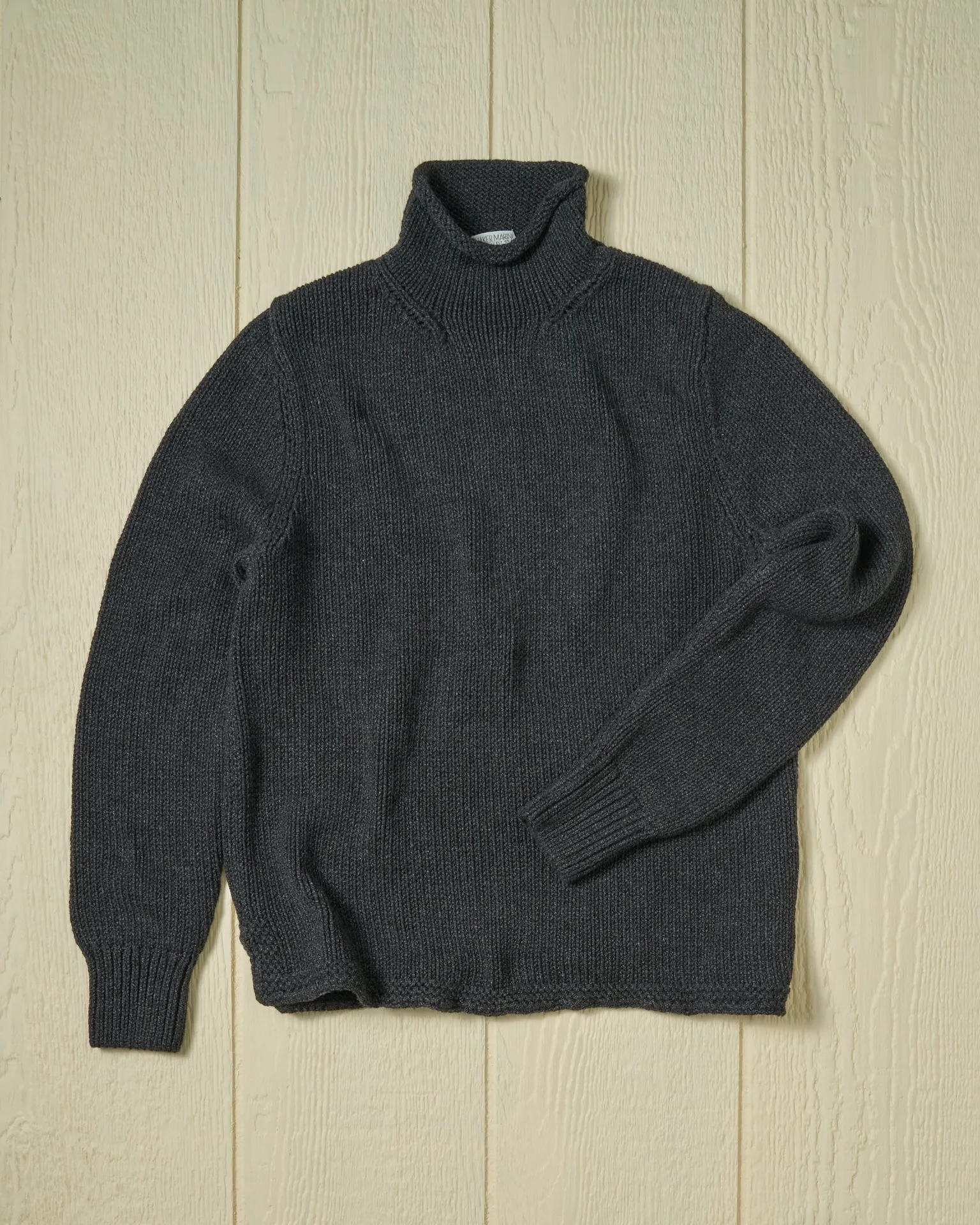 Women's Fisherman's Sweater in Charcoal